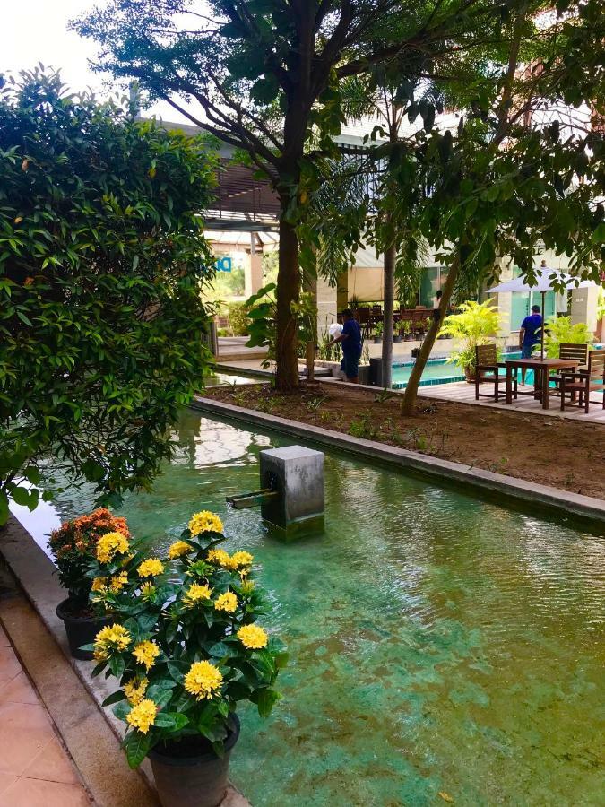 Diamond Suite Pattaya Bagian luar foto